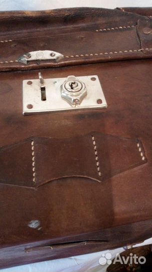 Чемодан кожанный Европа