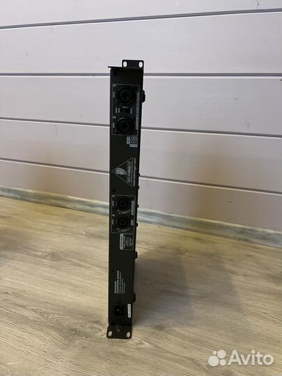 Усилитель звука behringer europower EPQ900