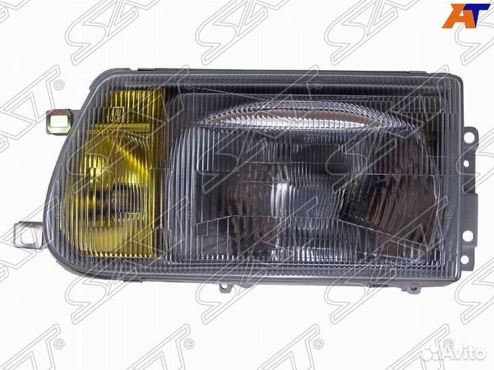 Фара toyota dyna/toyoace 95-99 LH с желтой туманко