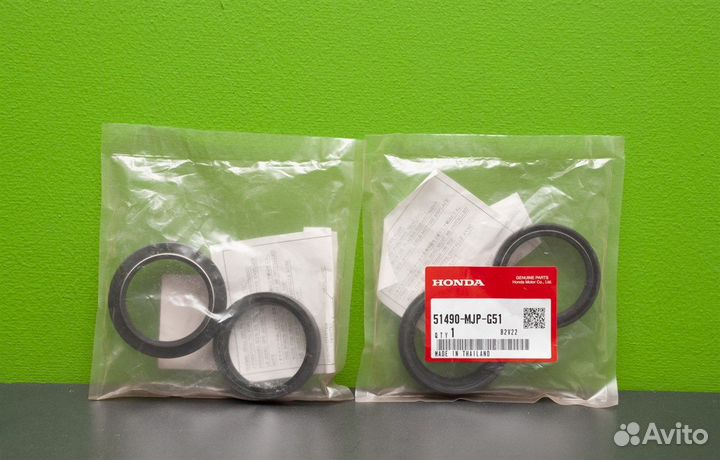 Комплект сальников и пыльников вилки CRF1000Africa