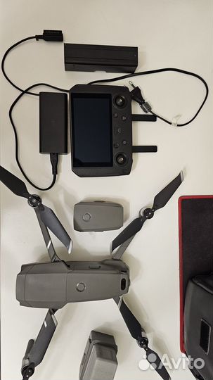 Квадрокоптер DJI Mavic 2 Pro Smart Controller
