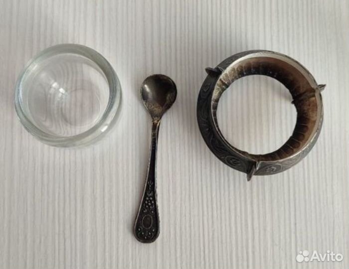 Солонка с ложкой 