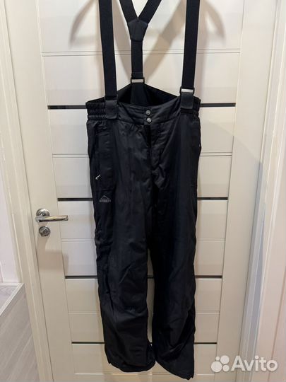 Зимний костюм мужской для активного отдыха