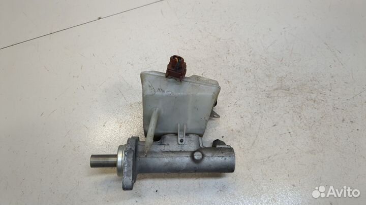 Цилиндр тормозной главный Volvo V70, 2006