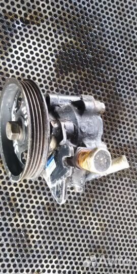 Насос гур Nissan Almera N15 GA16