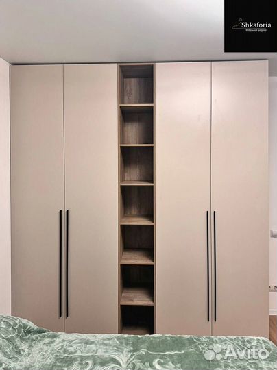 Распашной шкаф на заказ