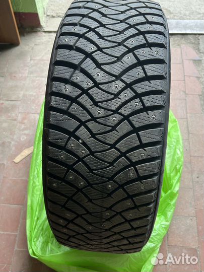 Dunlop SP Winter Ice 03 235/45 R18 98T