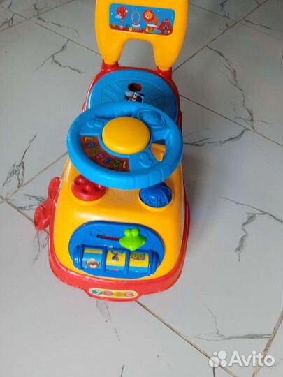 Машинка каталка толокар