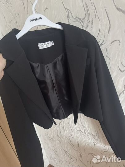 Пиджак укороченный