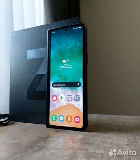 Samsung Galaxy Z Fold3 5G, 12/512 ГБ
