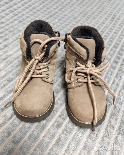 Ботинки демисезонные 23 размер