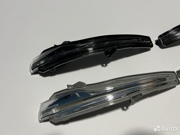Поворотники зеркал Mercedes W205 W213 W222 новые