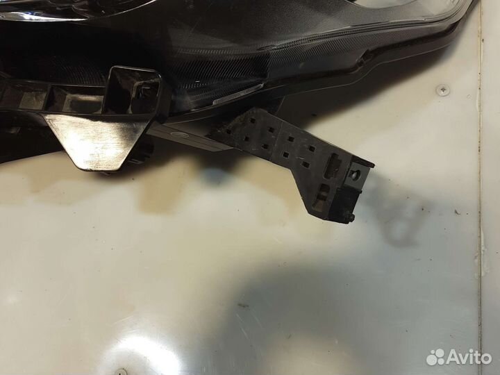 Фара левая Toyota Land Cruiser praod 150 13