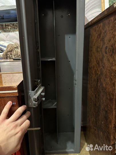 Ящик металлический с замком