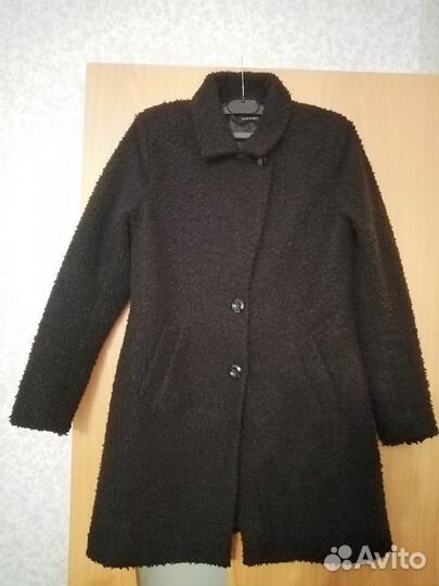 Пальто женское, очень легкое
