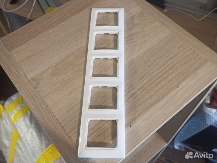 Рамка legrand valena 5