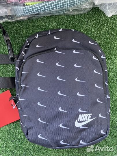 Сумка Nike Heritage Swoosh