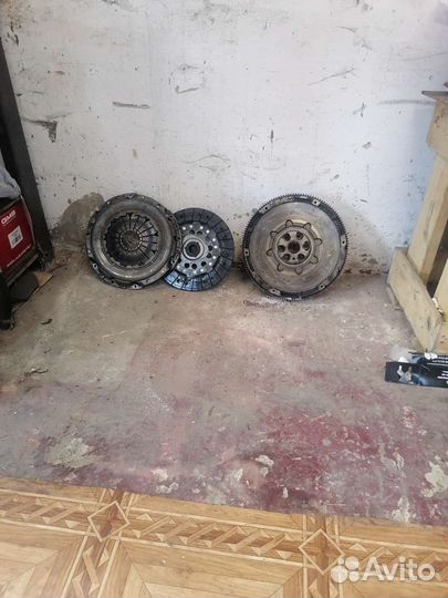 Моховик двухмассовый, корзина и диск сцепления