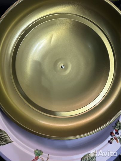 Блюдо с крышкой