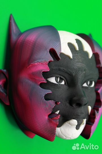 Маска на стену (настольная)