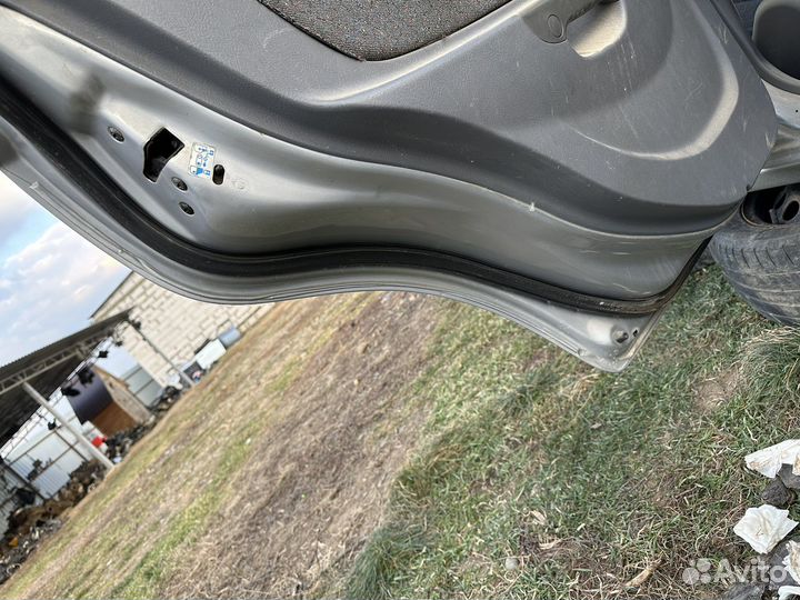 Двери на hyundai accent тагас задняя левая