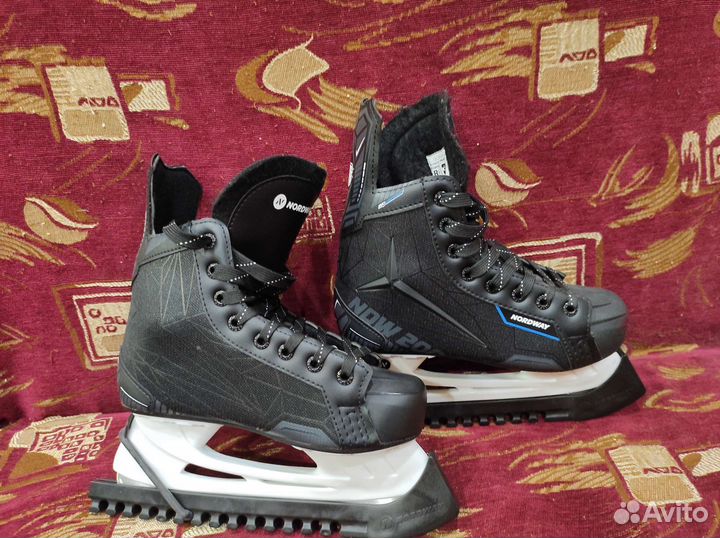 Коньки хоккейные 37размер