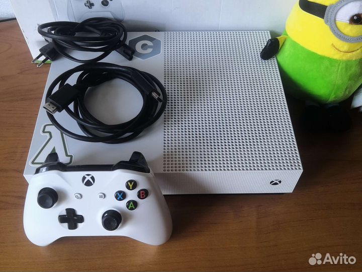 Xbox One S +Gta5+Nhl 23+260 игр обмен