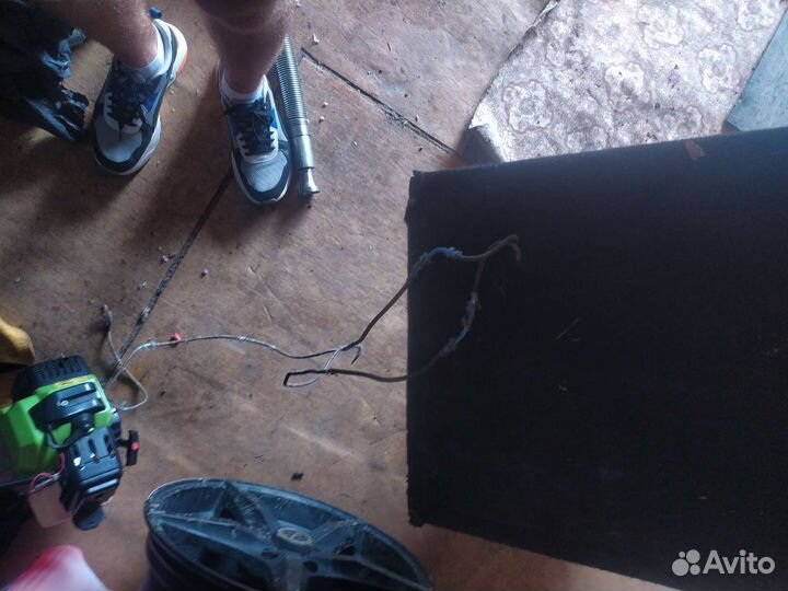 Сабвуфер и короб