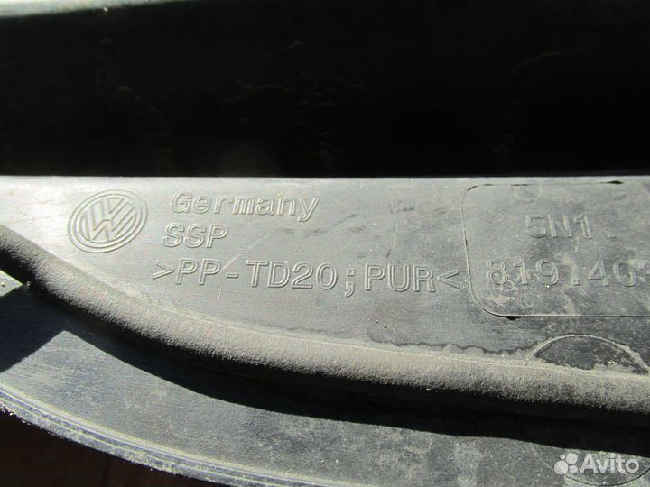 Tiguan 2007-2016 Жабо левое