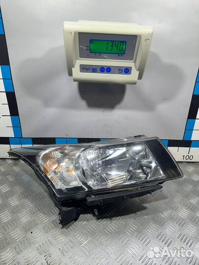 Б/У Фара правая Chevrolet Cruze 2009-2013#001