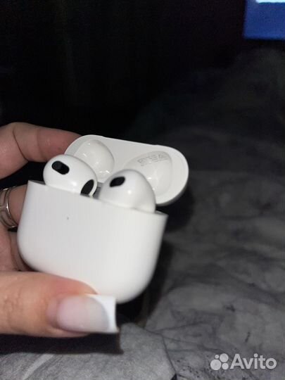 Беспроводные наушники Apple AirPods 3