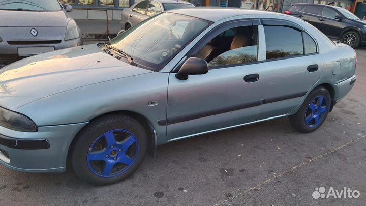 Mitsubishi Carisma 1.6 МТ, 2003, 38 000 км