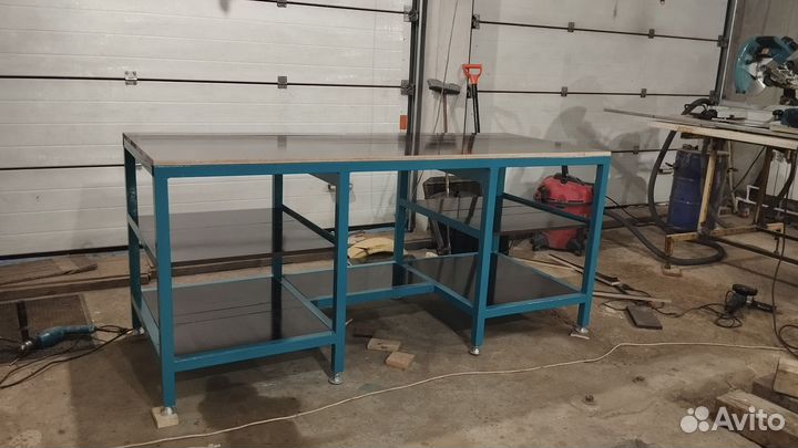 Стол металлический