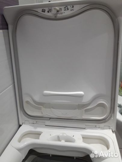 Стиральная машина б/у с вертикальной загрузкой