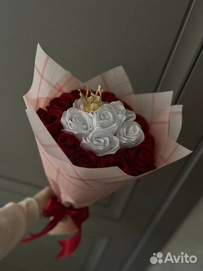 Букеты роз из атласных лент