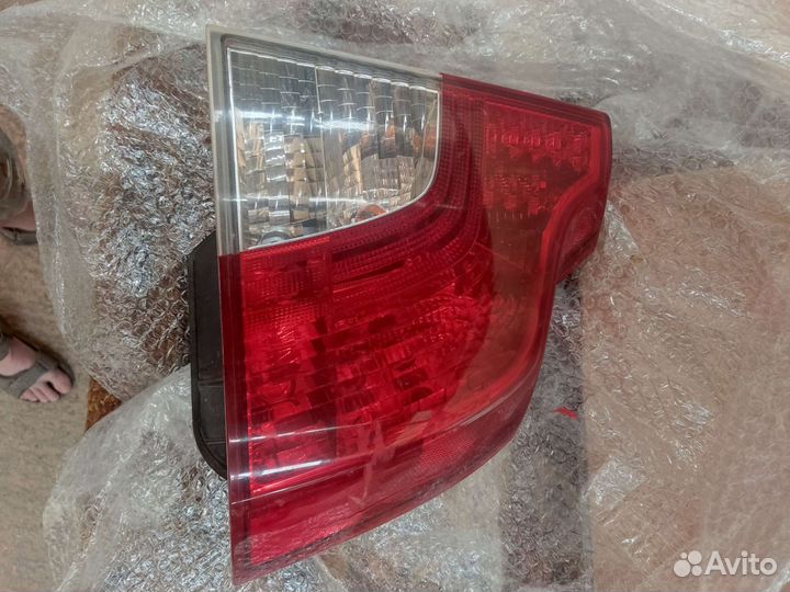 Задняя правая фара на Вольво s40 II
