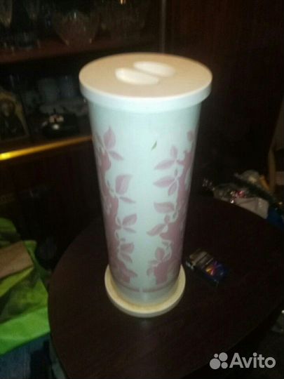 Ваза пластиковая