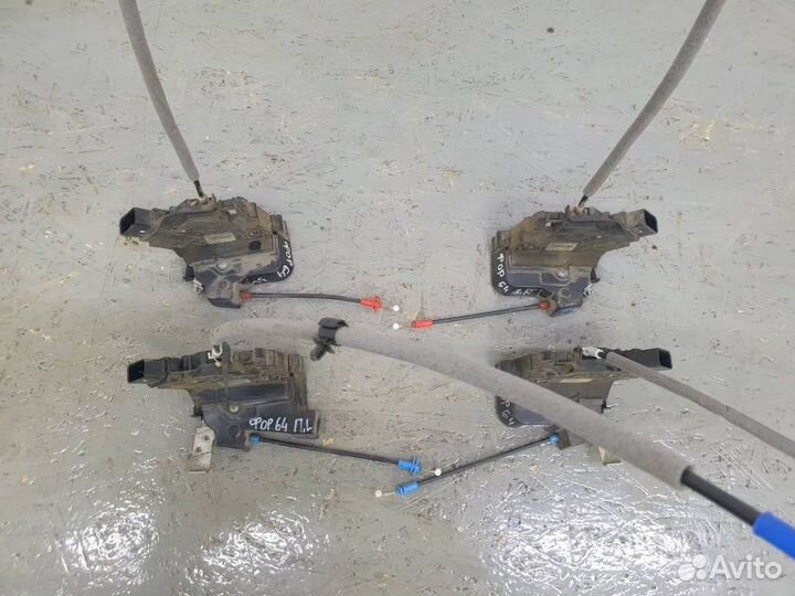 Замок двери Ford Mondeo 4 2.3 2008