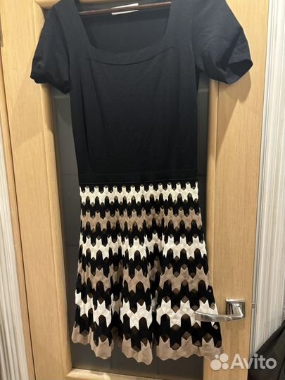 Платье женское 42 44