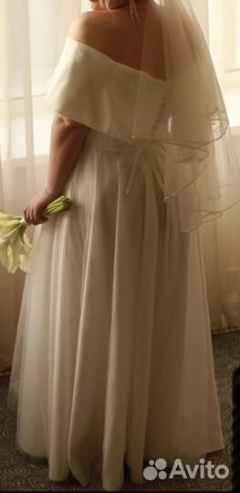 Свадебное платье 50-54 бу