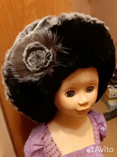 Берет вязанный из меха кролика