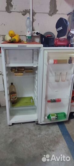 Холодильник бу маленький