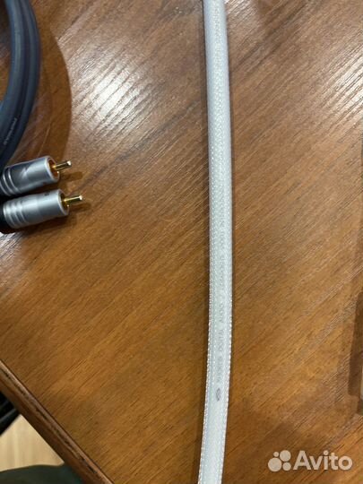 Аудиокабель Profigold Ixos