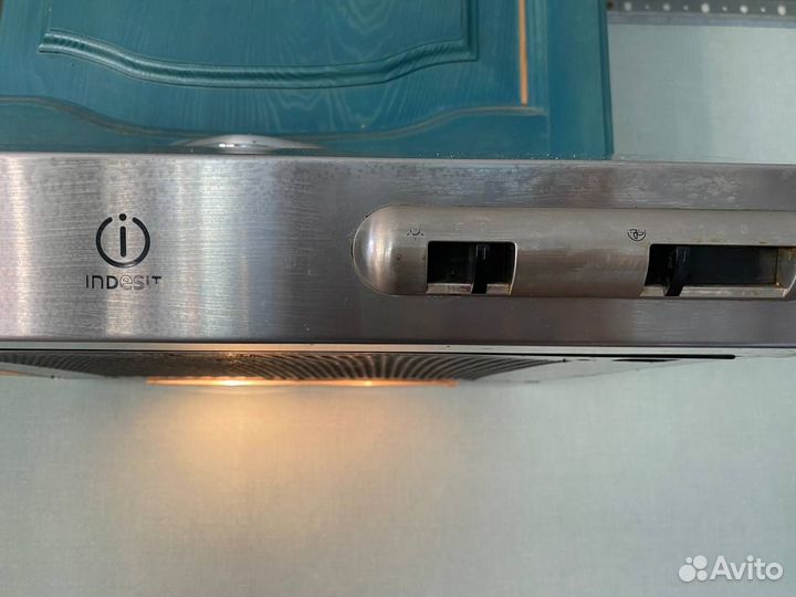 Вытяжка indesit