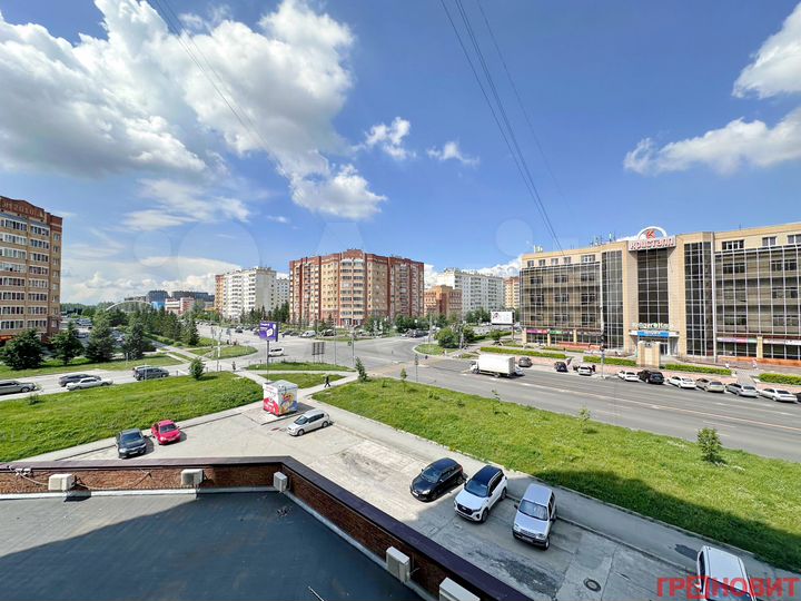 3-к. квартира, 84,2 м², 3/10 эт.