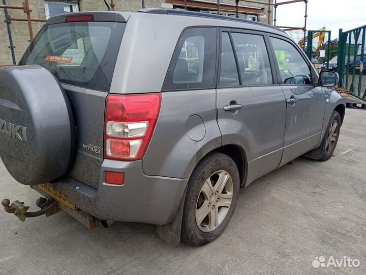 Бампер передний suzuki grand vitara 2 2008