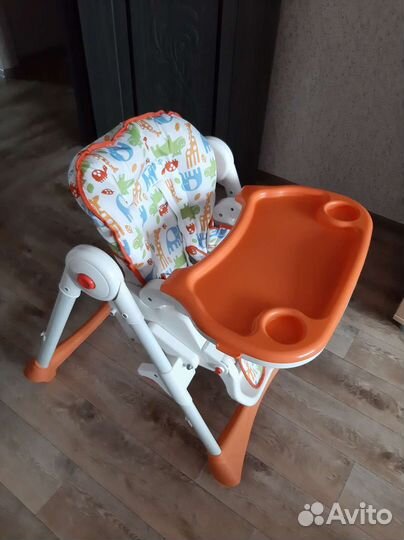 Стульчик для кормления Capella