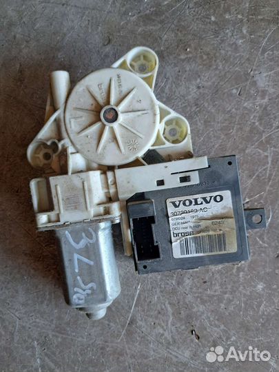 Моторчик стеклоподъёмника задний левый Volvo S40