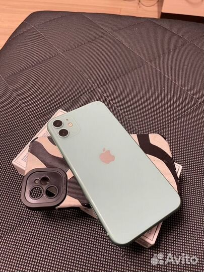 iPhone 11, 64 ГБ