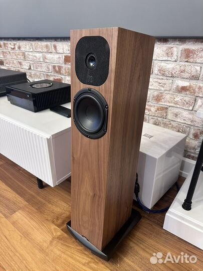 Колонки Neat Motive sx2